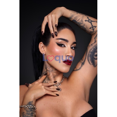ISABELLA JOVEN LATINA RECIEN LLEGADA A LA ISLA 1