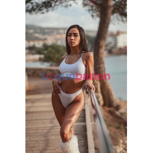 Julieta Chica Venezolana de Lujo en Ibiza 1